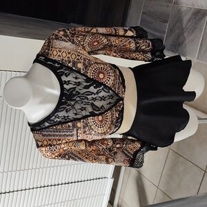 Blouse Licra and Lace, used like new, hectik brand, size small, color in fotos